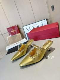 Picture of Valentino Shoes _SKUValentinosz35-405CM6CYM120320216